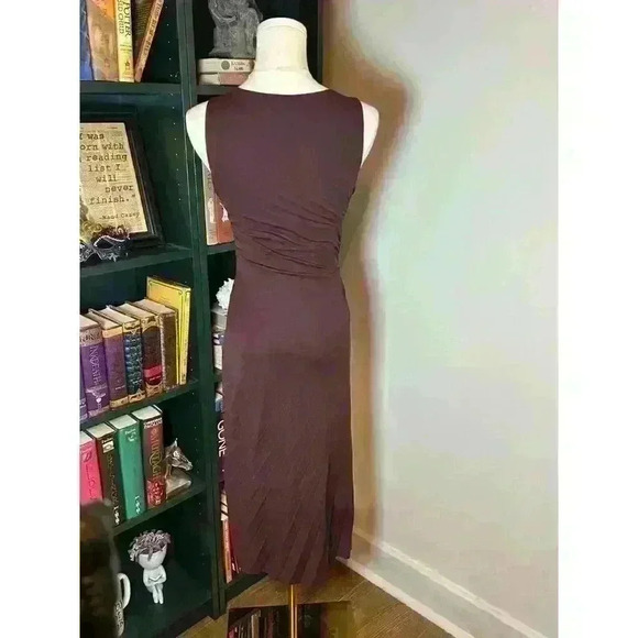 Halston Heritage Pleated Draped Sleeveless Midi Dress in Aubergine Women's 6 - Picture 2 of 4
